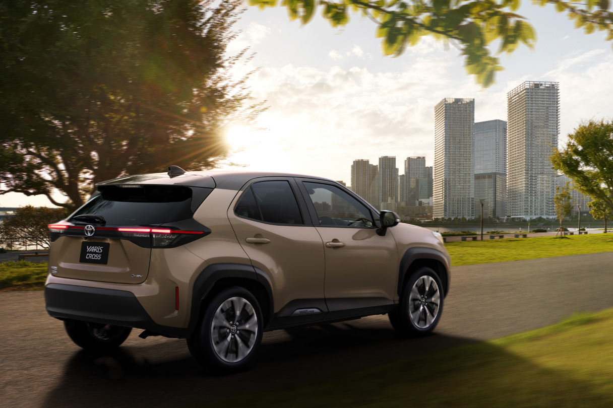 yariscross_design_img03